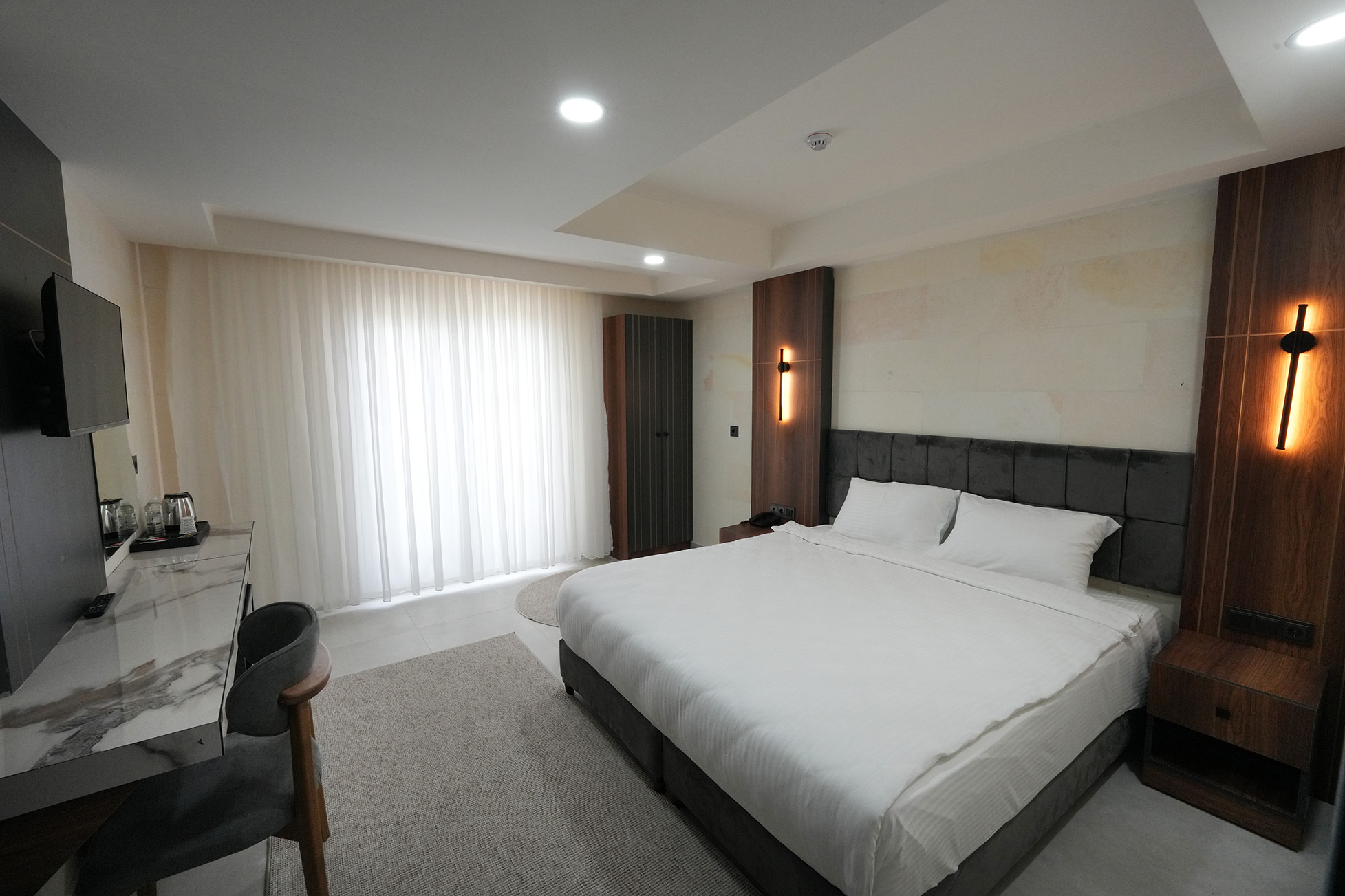 Mariad Hotel 606